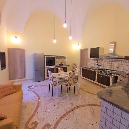 Casa Vacanze "Alizza" Alezio Εξωτερικό φωτογραφία